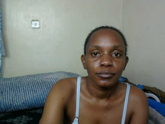 Minimochie live cam on BongaCams