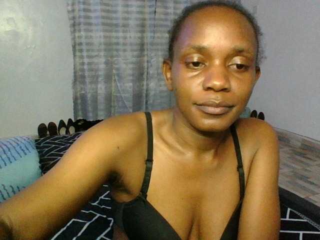 Minimochie live cam on BongaCams