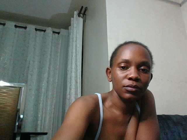 Minimochie live cam on BongaCams