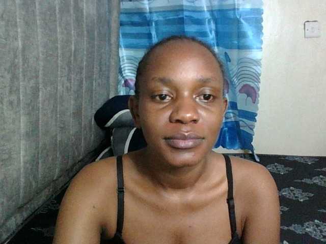 Minimochie live cam on BongaCams