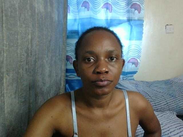 Minimochie live cam on BongaCams