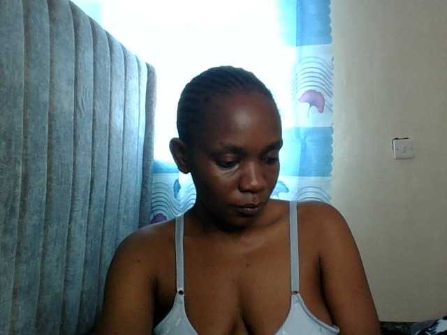 Minimochie live cam on BongaCams
