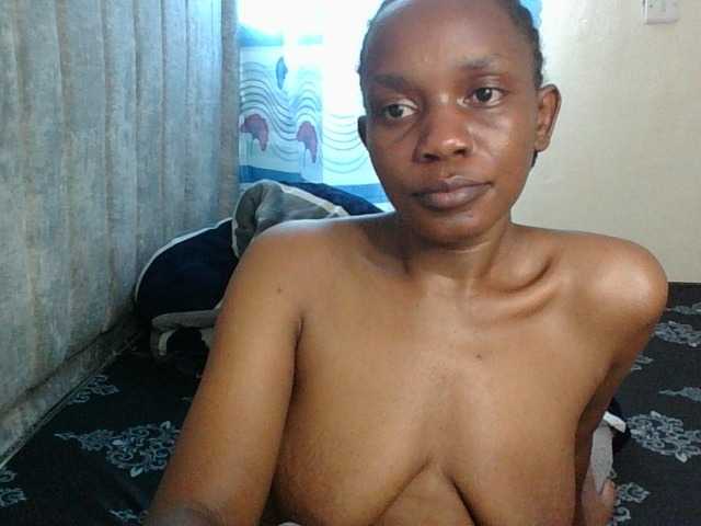 Minimochie live cam on BongaCams