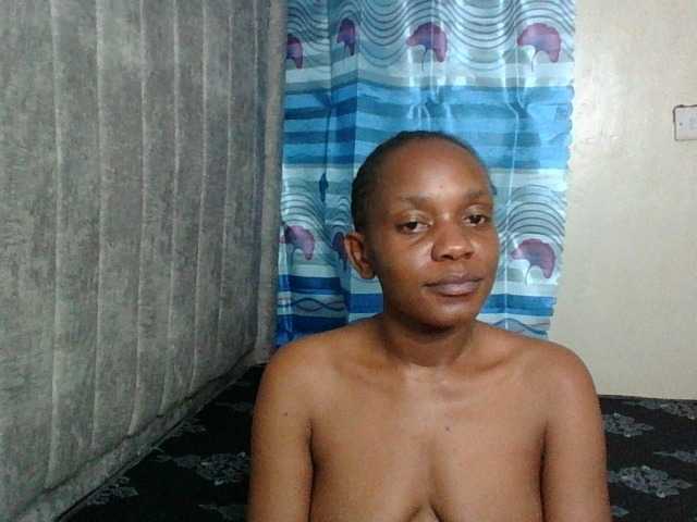 Minimochie live cam on BongaCams