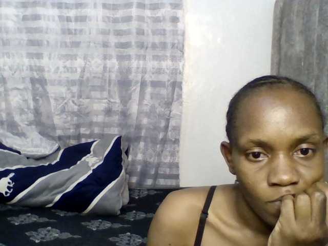 Minimochie live cam on BongaCams