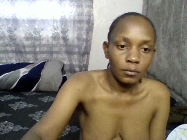 Minimochie live cam on BongaCams