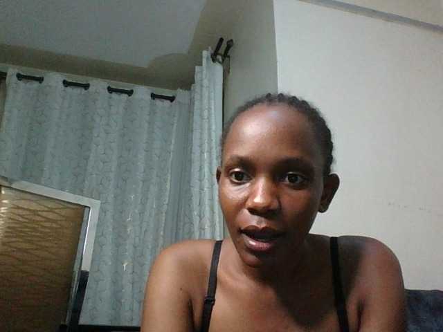 Minimochie live cam on BongaCams