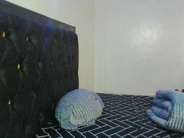 Minimochie live cam on BongaCams