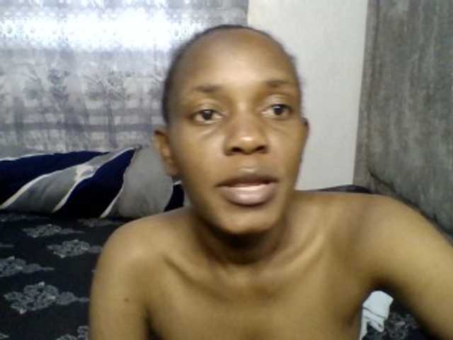 Minimochie live cam on BongaCams