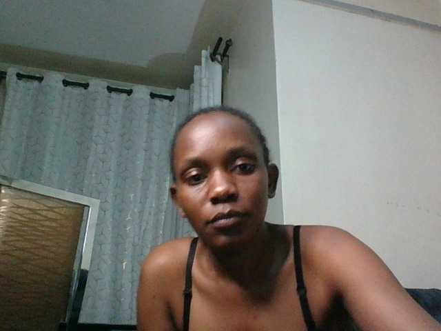 Minimochie live cam on BongaCams