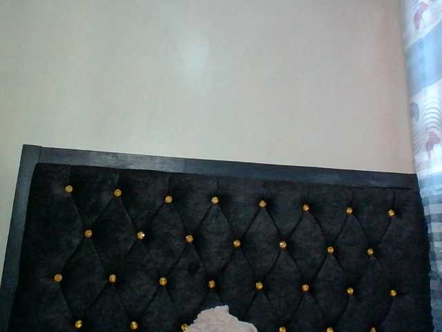 Minimochie live cam on BongaCams