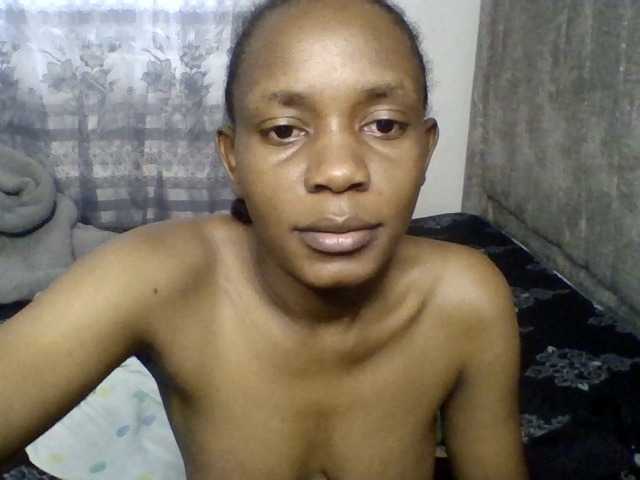 Minimochie live cam on BongaCams