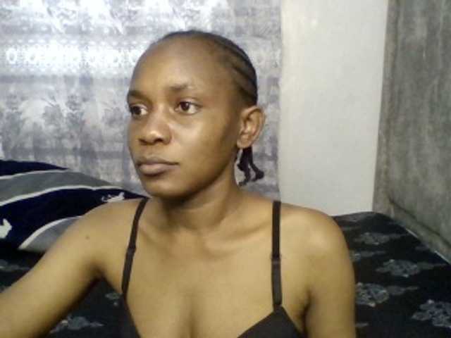 Minimochie live cam on BongaCams