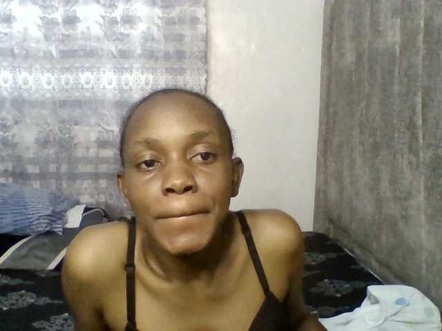 Minimochie live cam on BongaCams