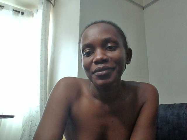 Minimochie live cam on BongaCams