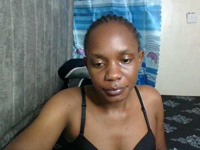 Minimochie live cam on BongaCams