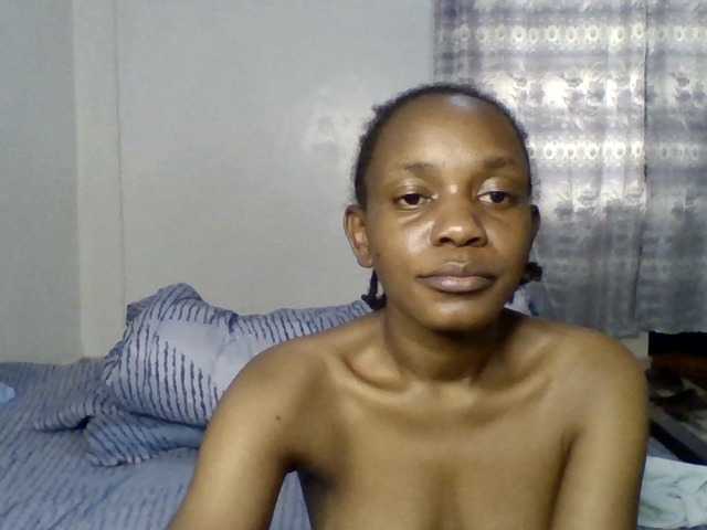 Minimochie live cam on BongaCams