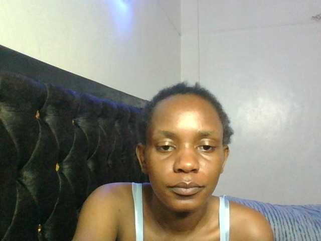 Minimochie live cam on BongaCams