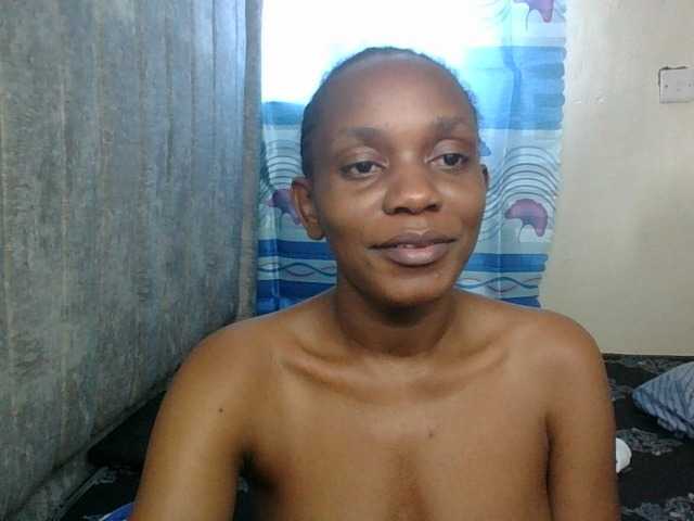 Minimochie live cam on BongaCams