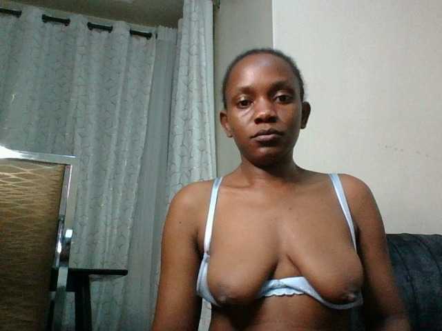 Minimochie live cam on BongaCams
