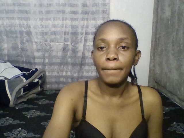 Minimochie live cam on BongaCams
