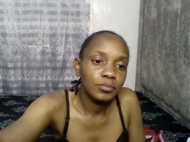 Minimochie live cam on BongaCams