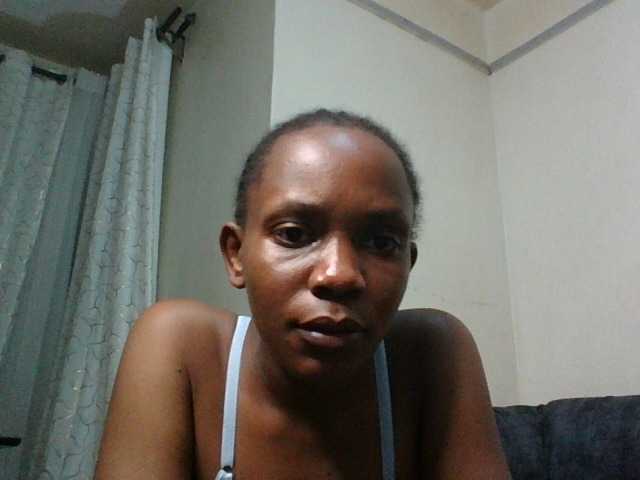 Minimochie live cam on BongaCams