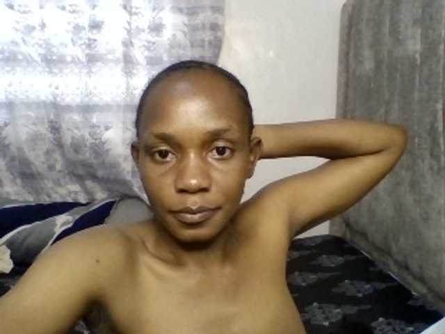 Minimochie live cam on BongaCams