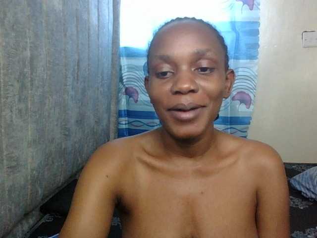 Minimochie live cam on BongaCams
