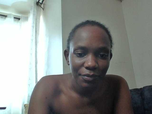 Minimochie live cam on BongaCams