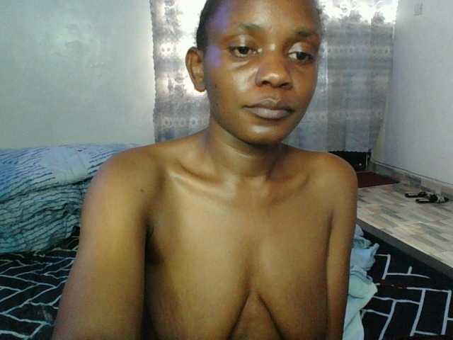 Minimochie live cam on BongaCams