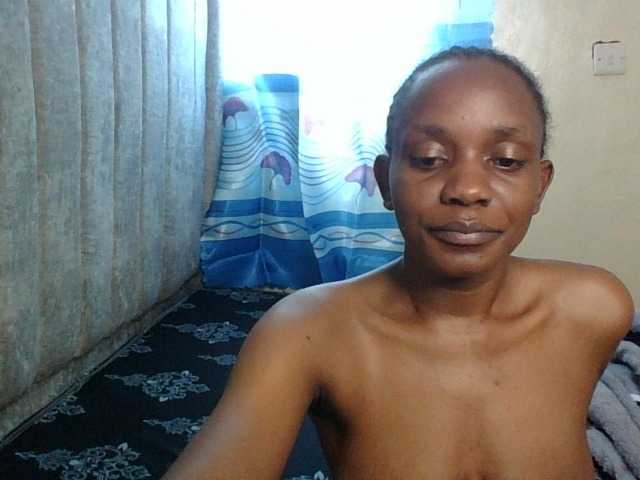 Minimochie live cam on BongaCams
