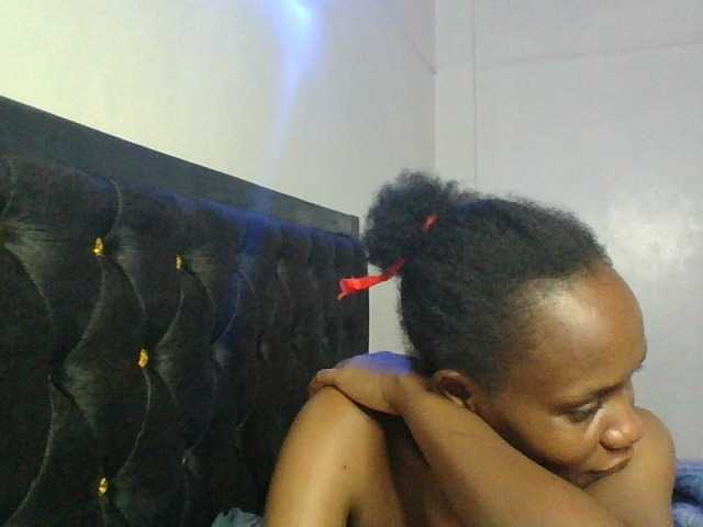 Minimochie live cam on BongaCams