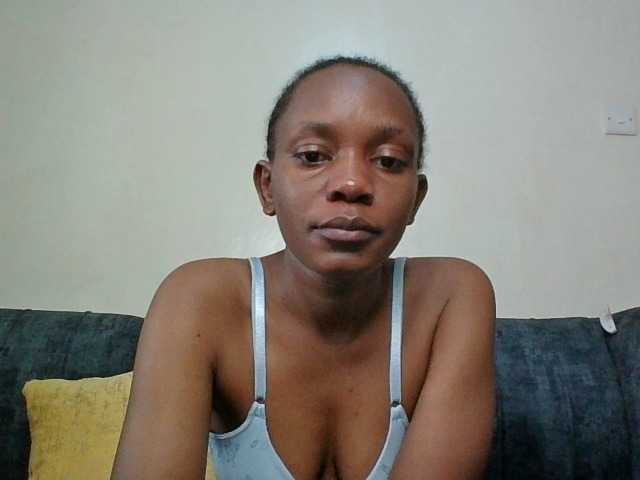 Minimochie live cam on BongaCams