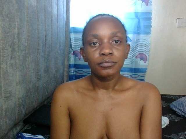 Minimochie live cam on BongaCams