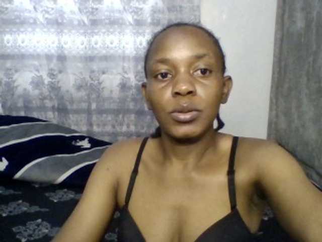 Minimochie live cam on BongaCams