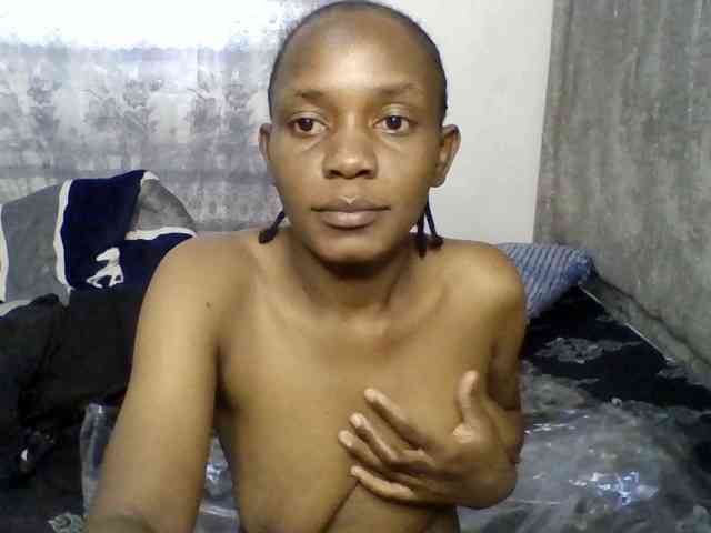 Minimochie's webcam live show