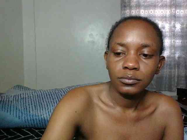 Minimochie's webcam live show