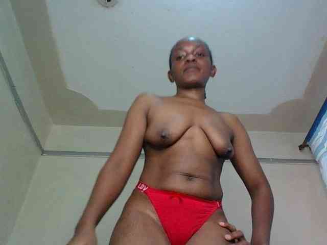 Minimochie Live Webcam on BongaCams