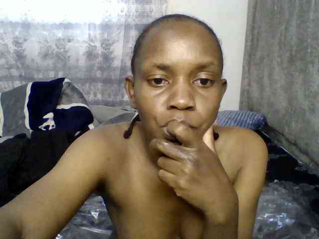 Minimochie's webcam live show
