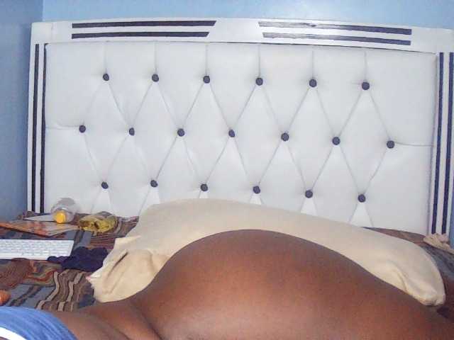 Booty-empress live cam