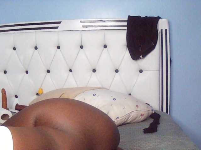 Booty-empress live cam preview