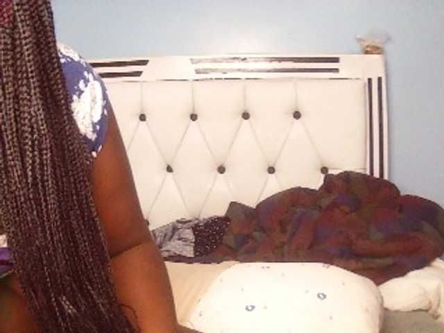 Booty-empress live cam preview