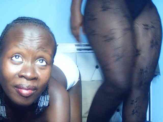 Booty-empress webcam