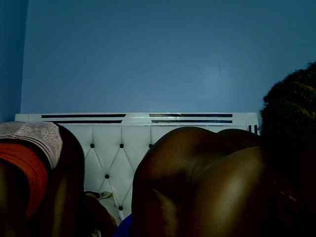 Booty-empress webcam