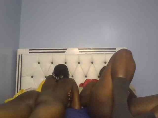 Booty-empress webcam