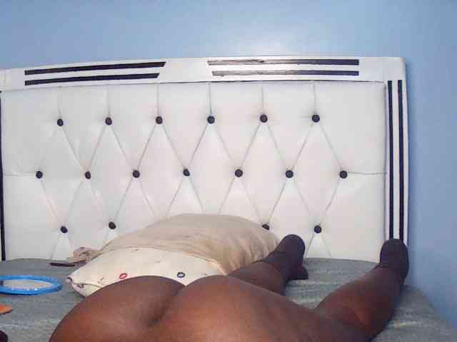 Booty-empress webcam