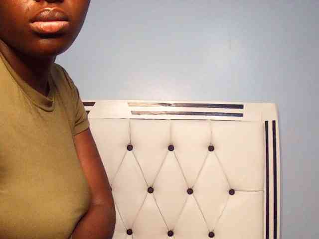 Booty-empress webcam