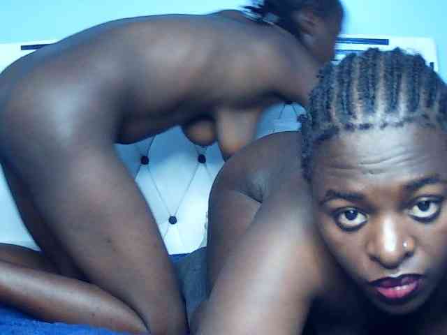 Booty-empress webcam