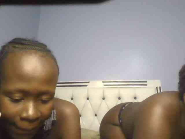 Booty-empress webcam
